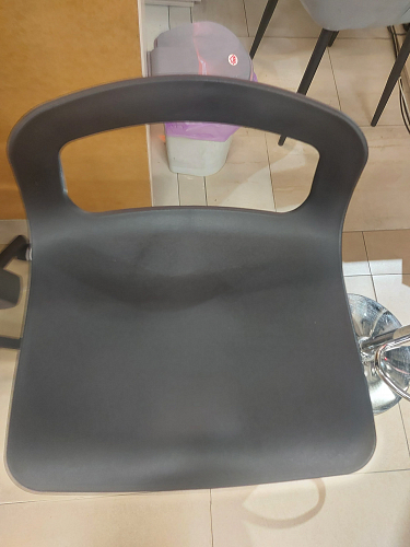 Барный стул Volt black из шоурума 2